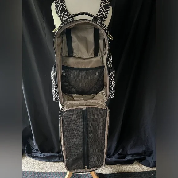 JUJUBE Be Right Back Diaper Bag Backpack - My Empress Black & White - Picture 11 of 16